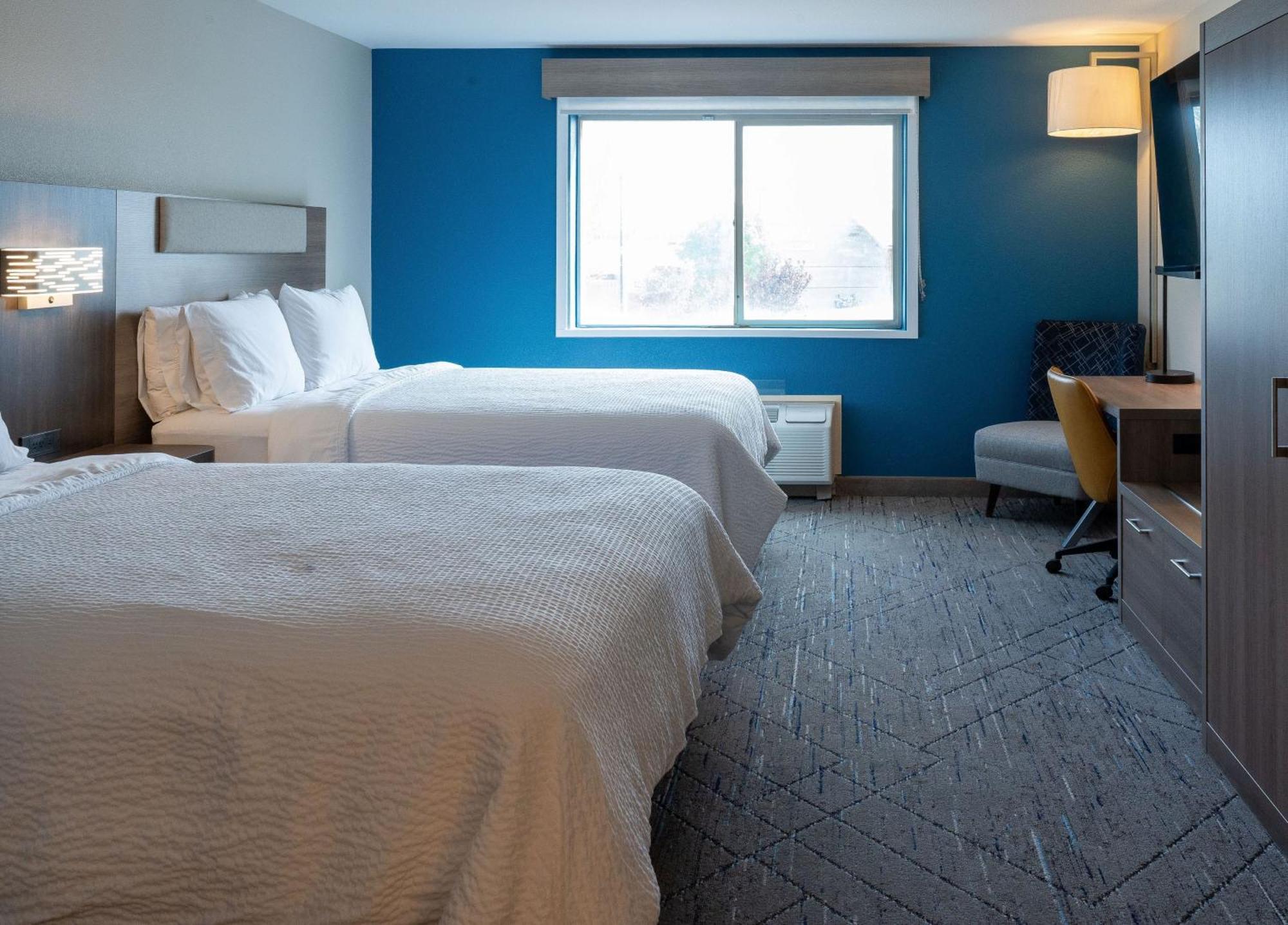 Express By Ihg 2*