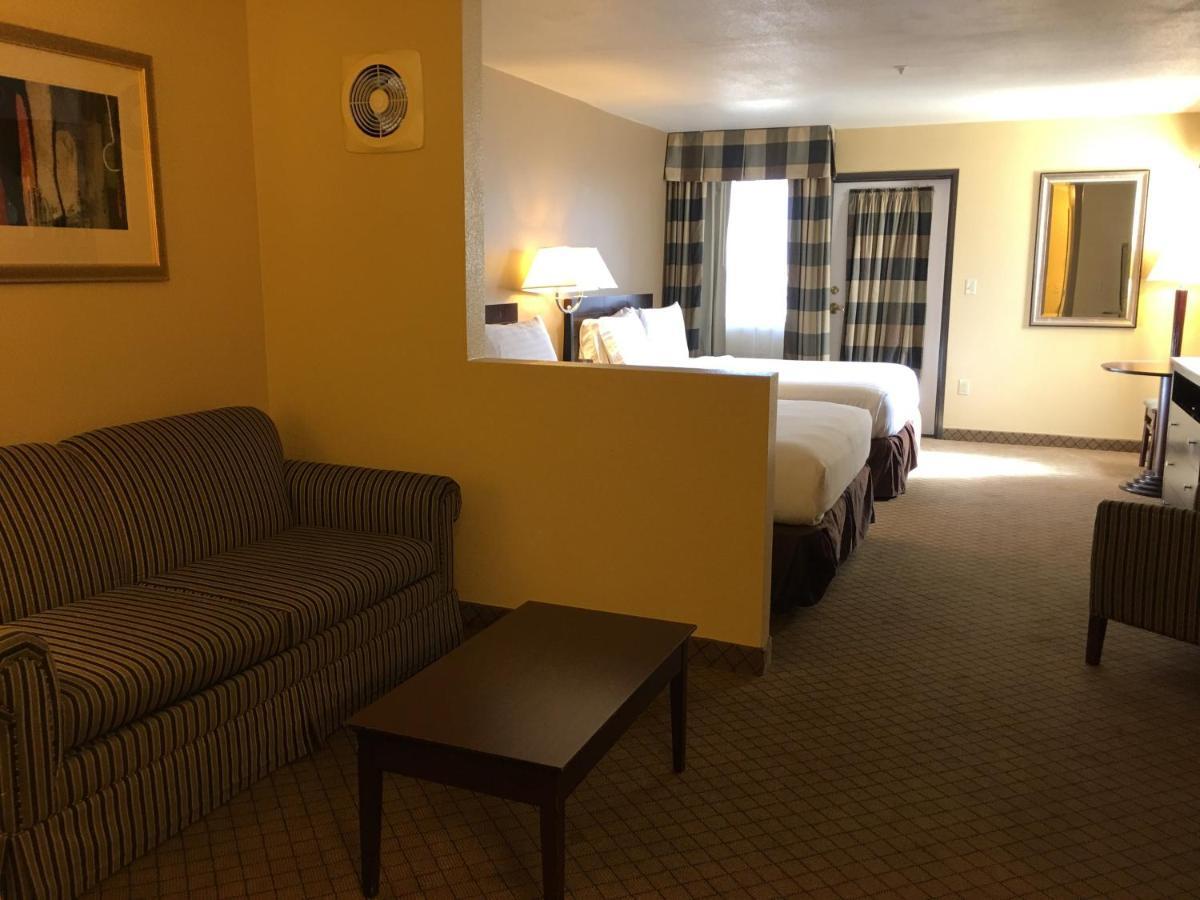Express By Ihg Fallon