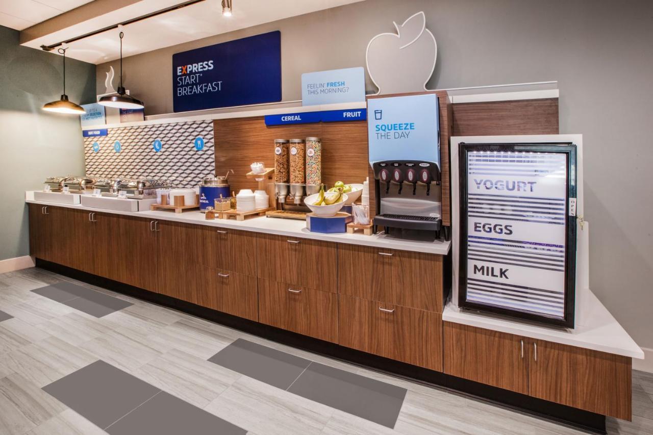 Express By Ihg 2* Fallon